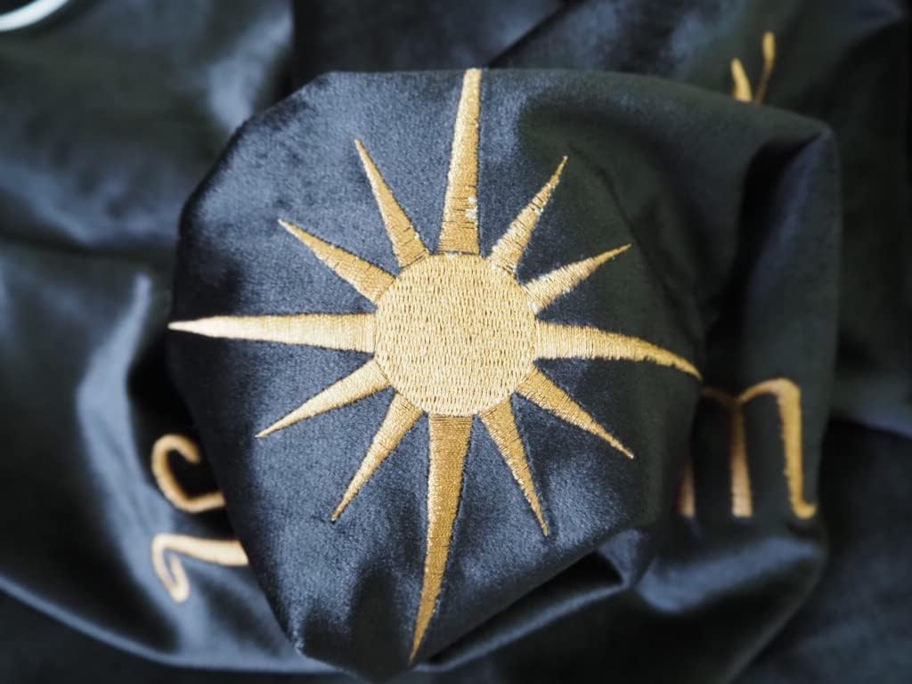 タロットクロス 12星座 滑り止めシート付 ベルベット タロットカード オラクルカード ケース 2点セット 約75 75 黒色 海外最新