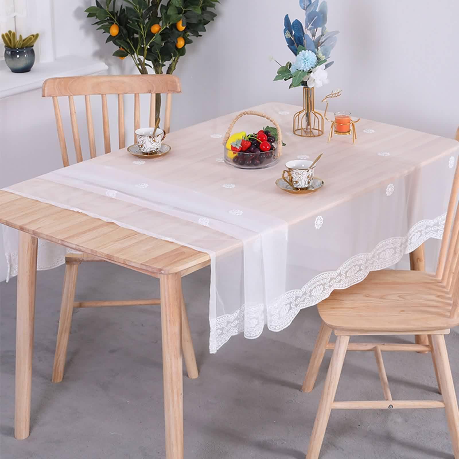 Nappe de table protection blanche en polyester brodé lavable et durable