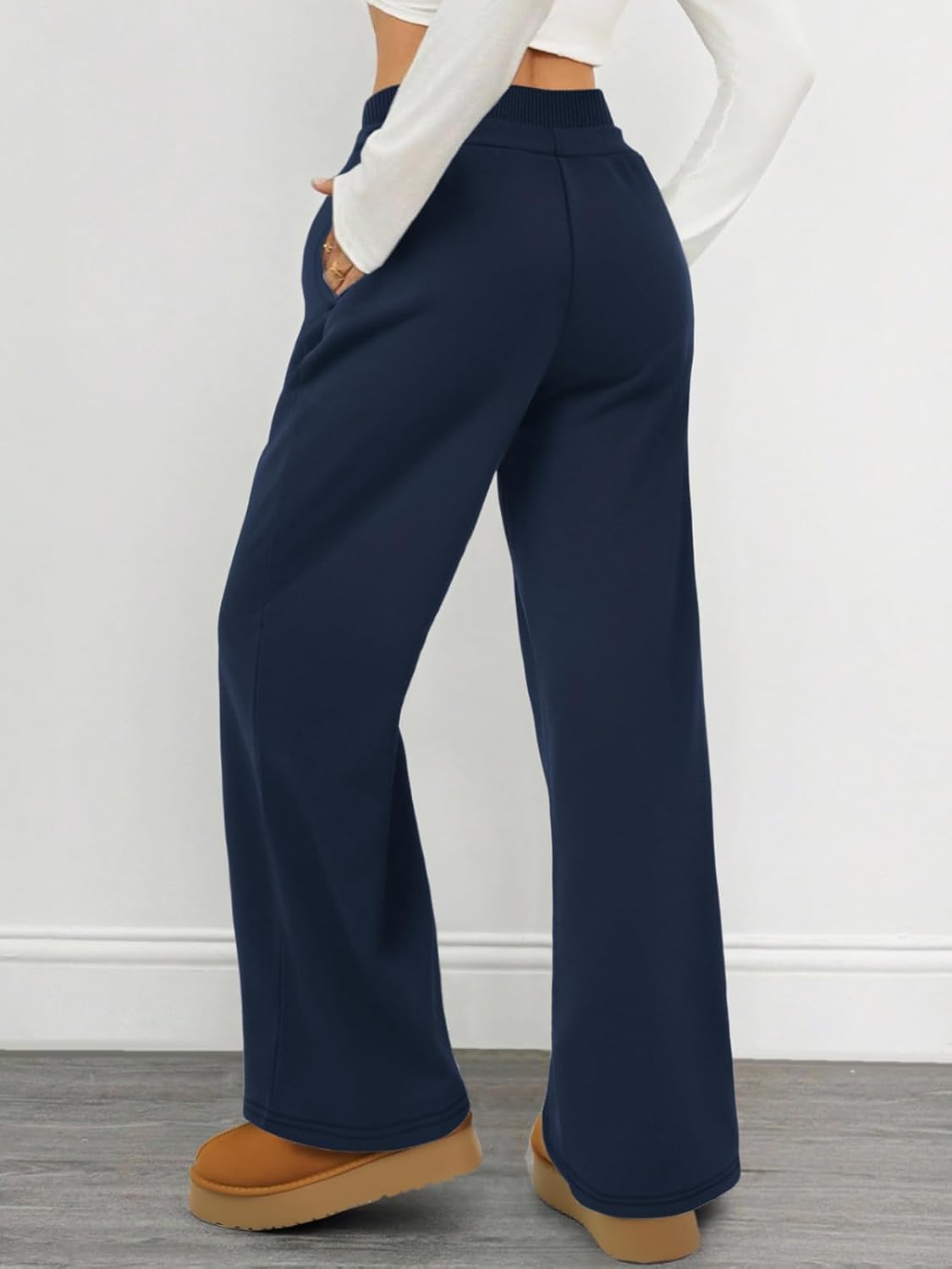 ATHMILE Women's Wide Leg Sweatpants Double Waisted Baggy Sweat Pants with Pockets Fashion Casual Gym Fall Winter Clothes - Image 3