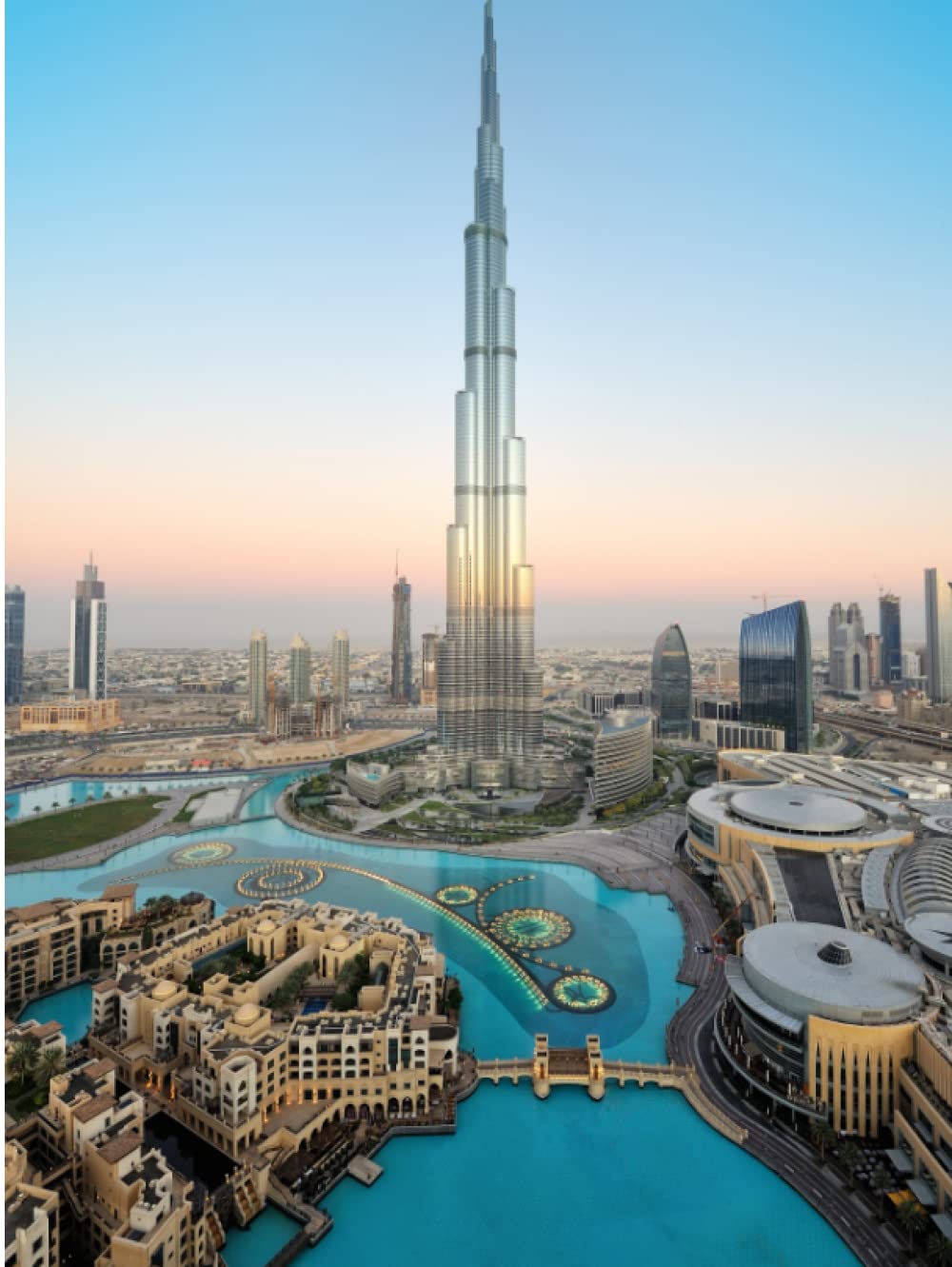 Dubai: Decorative Coffee Table Book/Perfect for Stacking On Tables/Home Staging/Blank Lined Book/Interior Design Books