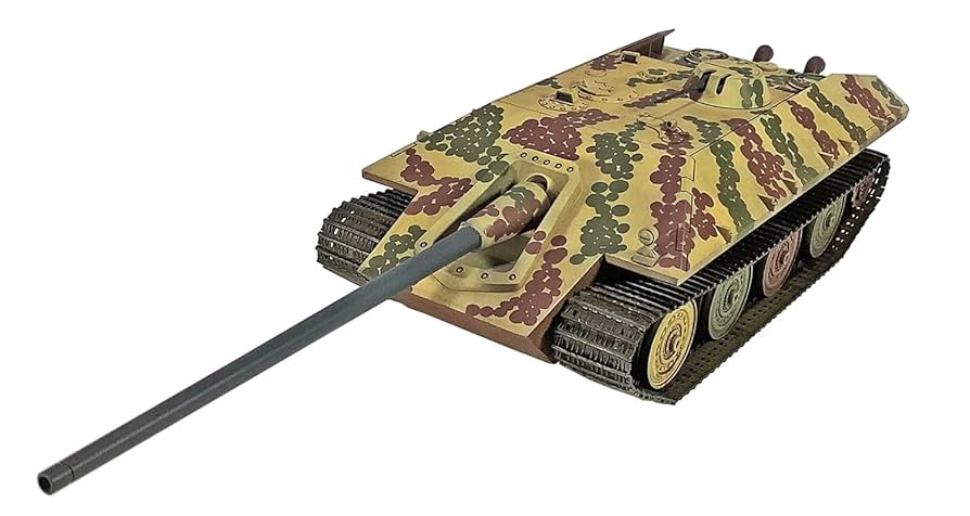 １／35ドイツ軍ヤクトパンサー駆逐戦車プラモデル完成品 1/35 ドイツ駆逐戦車 ヤークトパンサー （後期型）: スケール