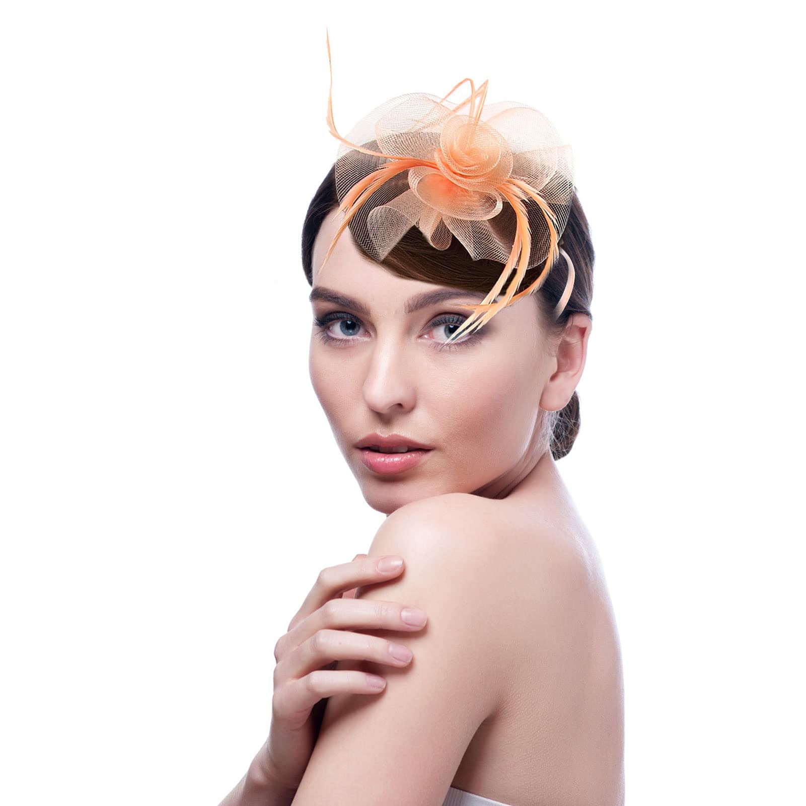 Elegante copricapo da donna a forma di cloche