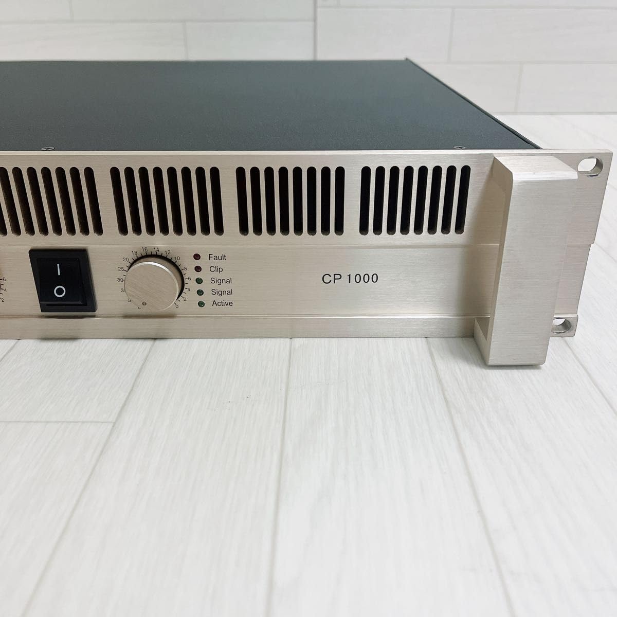 CLASSIC PRO CP1000 パワーアンプ Amazon.co.jp: CLASSIC PRO クラシックプロ パワーアンプ CP1000