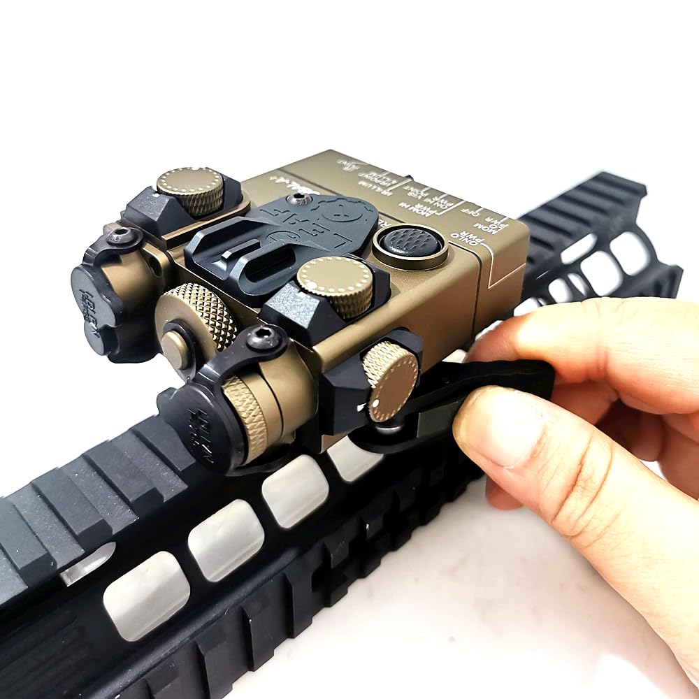 Amazon.co.jp: HWZ SOTAC 金属製 AN/PEQ-15A DBAL-A2 タイプ