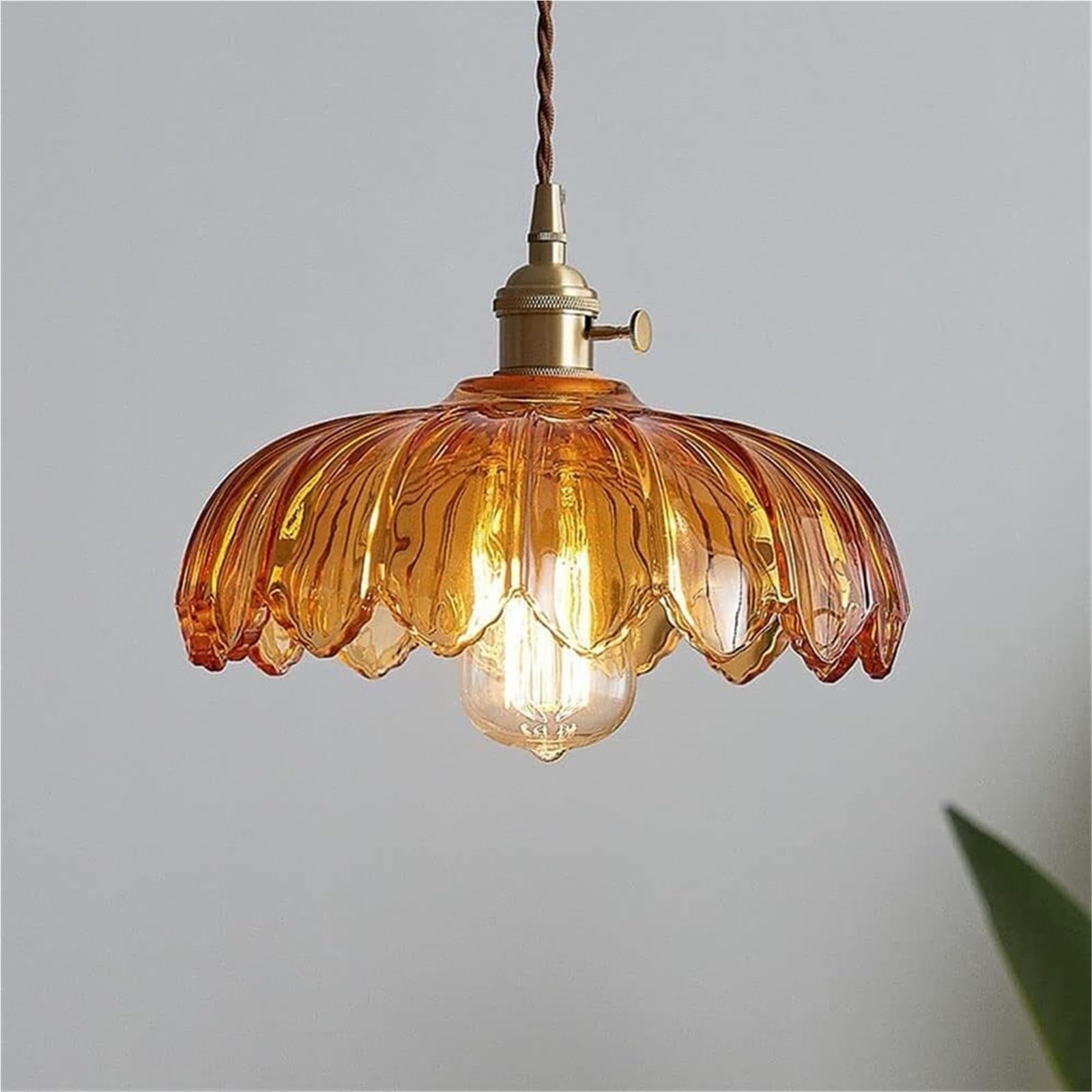 HXYSXHJUO Industrial Vintage Chandelier Light Fixture with Green Shade - Decorative E27 Chandelier, Suitable for Bedroom, Dining Room, Hallway, Kitchen, and Restaurant