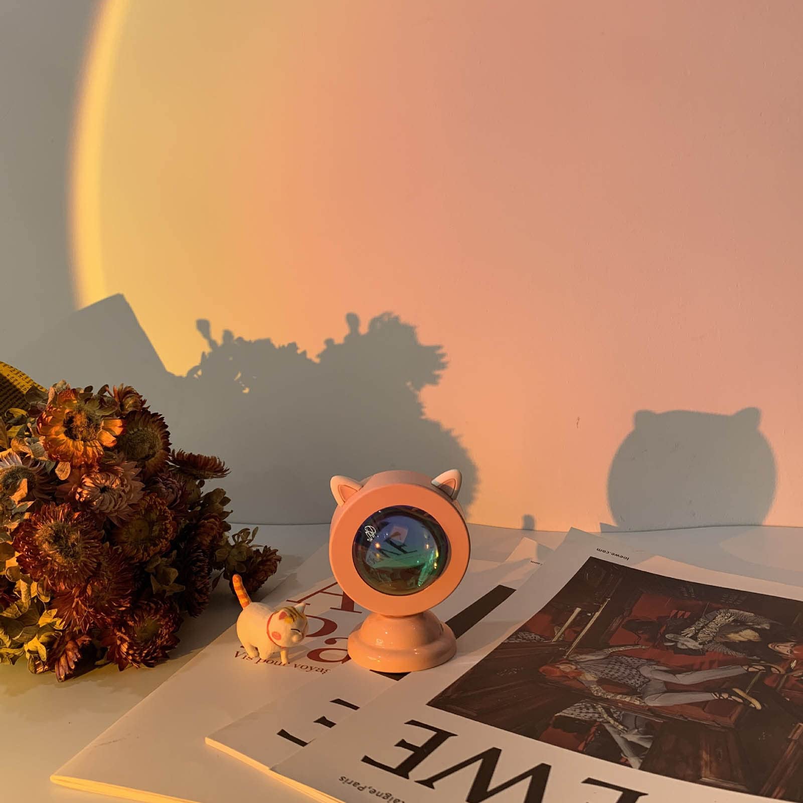 Sunset Light Projector Mini Lamp Romantic Cute SEAFRONT (Pink Cat Ears Plug-in - Sunset Red)