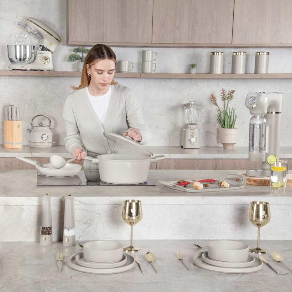 Żeliwna forma do pieczenia z pokrywką 30 cm – Sahara Collection – do piekarnika i kuchenek indukcyjnych