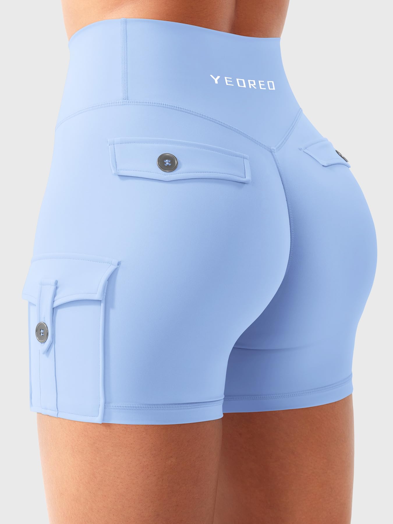 CoreFlex - Pantalones cortos de entrenamiento para mujer con bolsillos tipo cargo, cintura oculta, entrepierna de 3.6 pulgadas, 4.5 pulgadas, sin costura frontal — view 4
