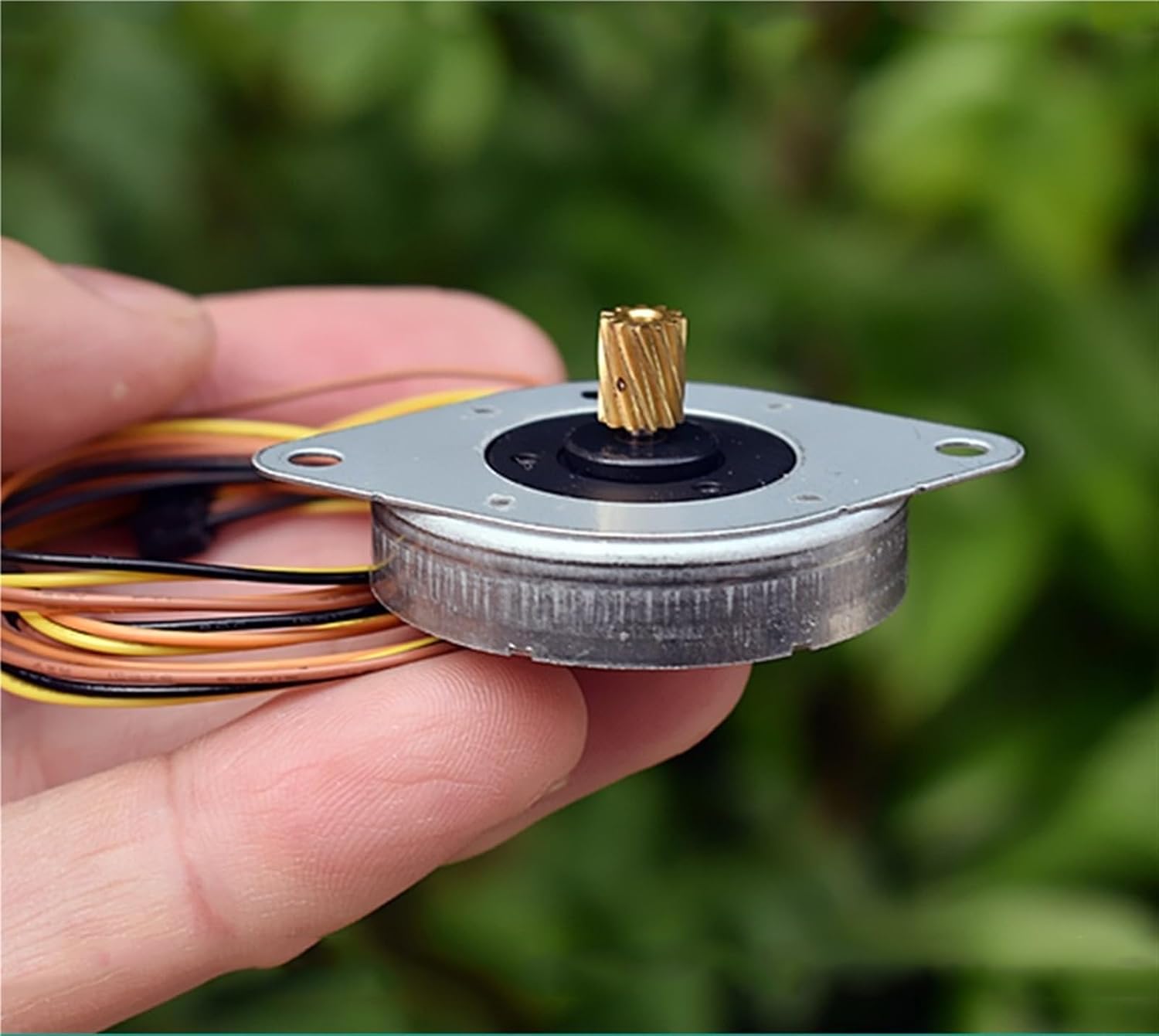 Ultra-Thin 35MM Micro Round Stepper Motor Precision 2-Phase 4-Wire Stepping Motor Step Angle 3.75 Degree 1PcS(Model A)