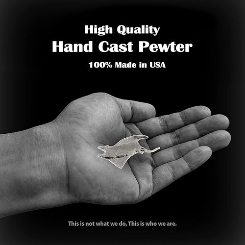 Vista 18 de Manta Ray Pin, Pewter, Lapel, Hat, Pins, Brooch, Brooches, Jewelry, Gift, Handmade in the USA, 200 Fish Designs Available. S075Z Pin de Manta Ray