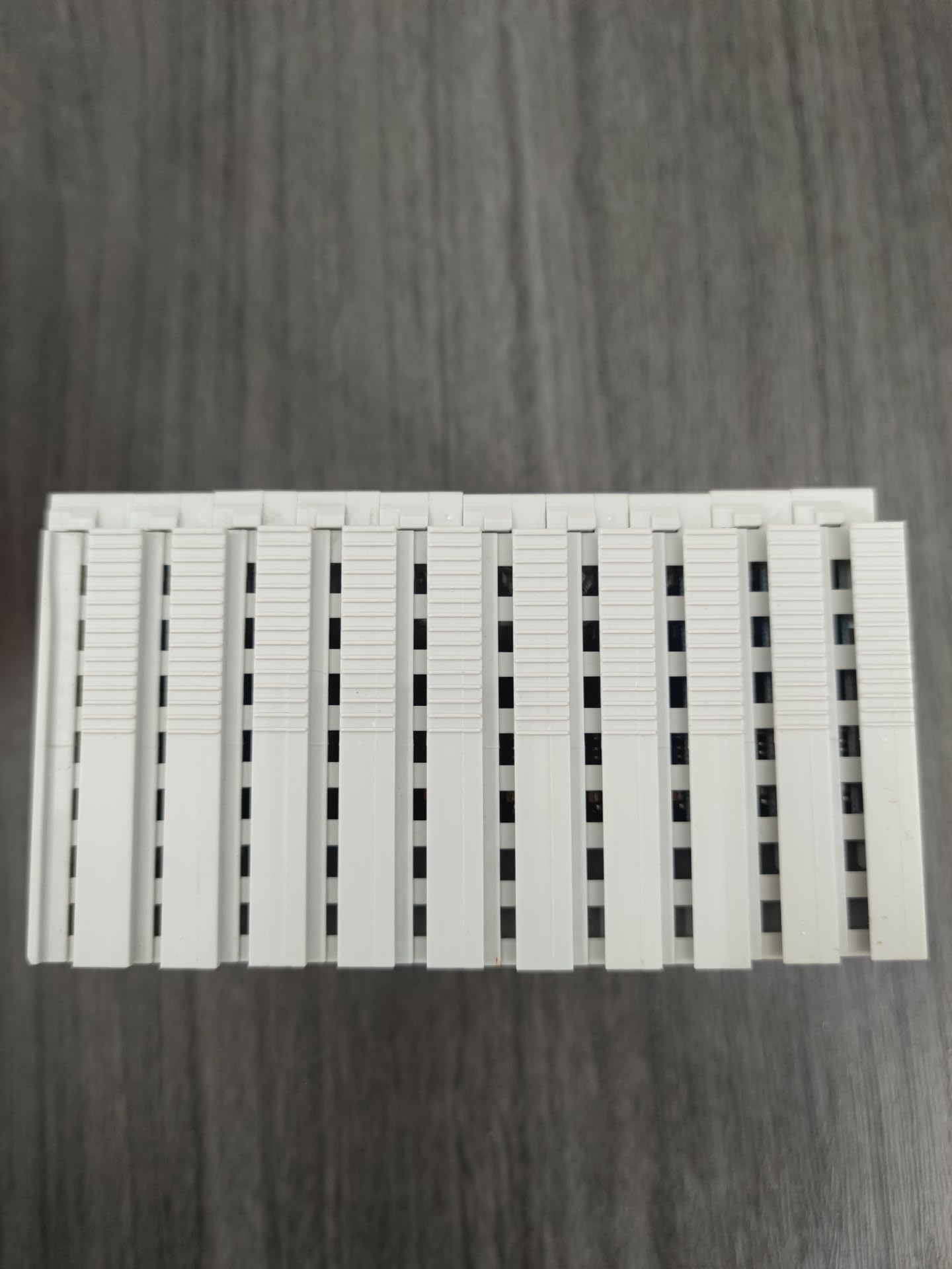 EL2612(2 Pcs Used) Remaining unutilized Spare Parts for Projects