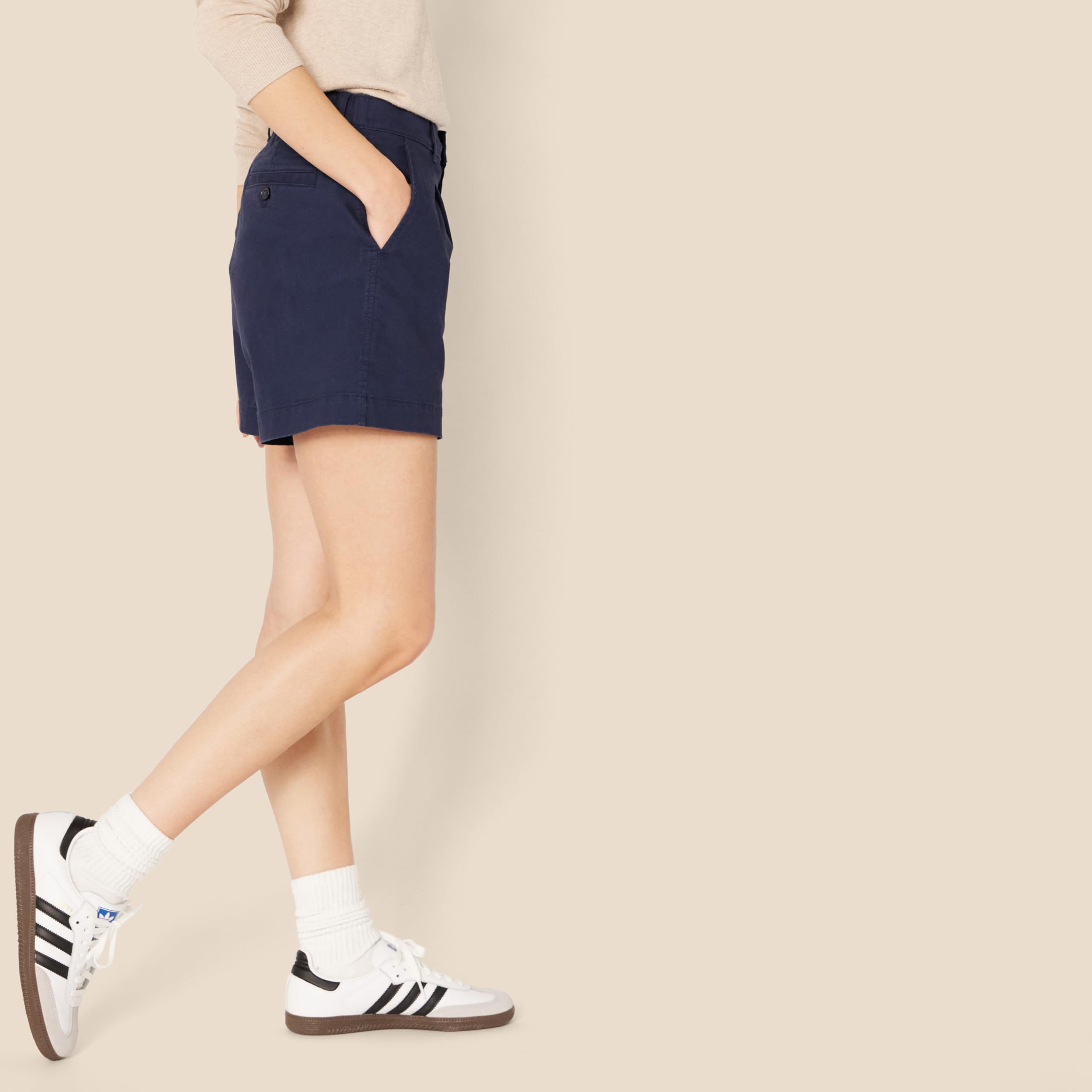 Amazon Essentials Pantalones Cortos de Tiro Alto, Corte Holgado, Cintura Entallada y Parte Trasera Elástica Mujer