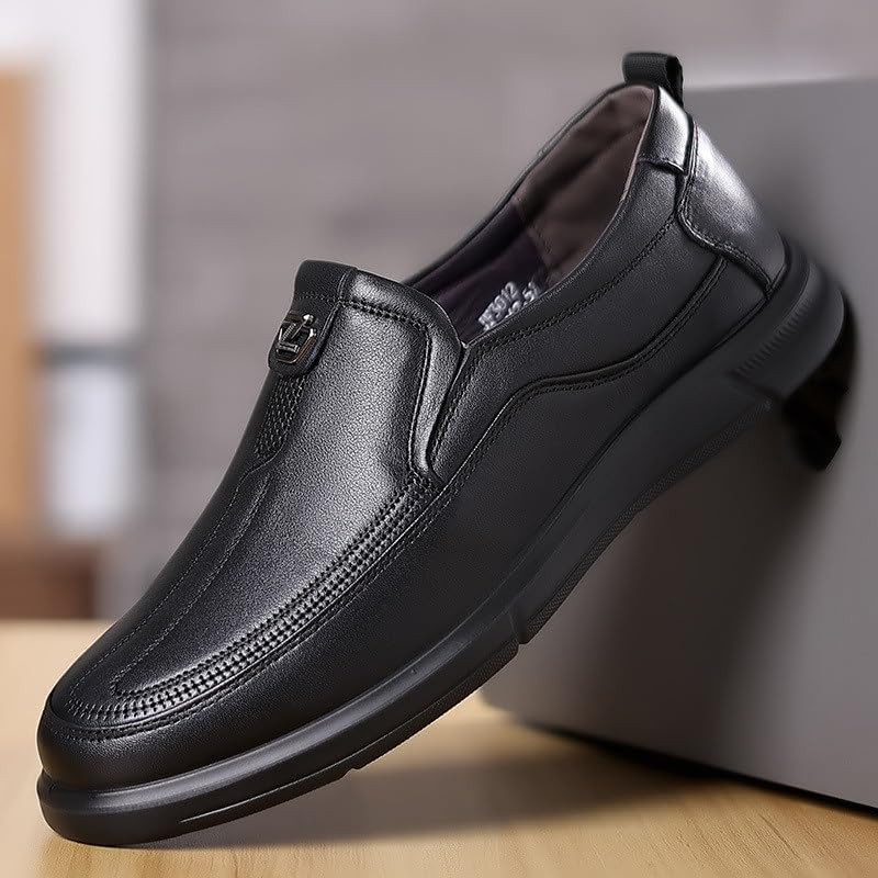 Casual Leather Shoes Men Slip-on Single Shoes Soft Surface Lightweight Men's Round Shoes2