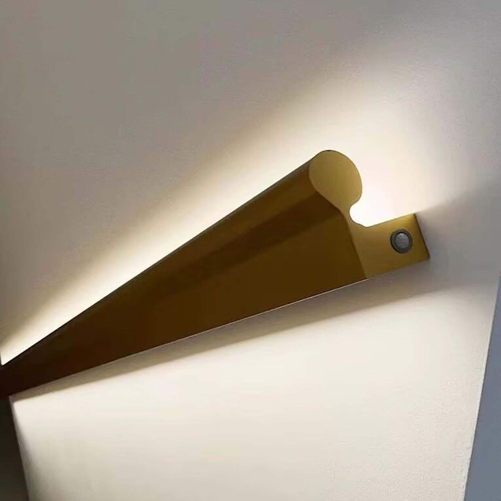 Rampe d'escalier LED avec détecteur de mouvement pour marches extérieures