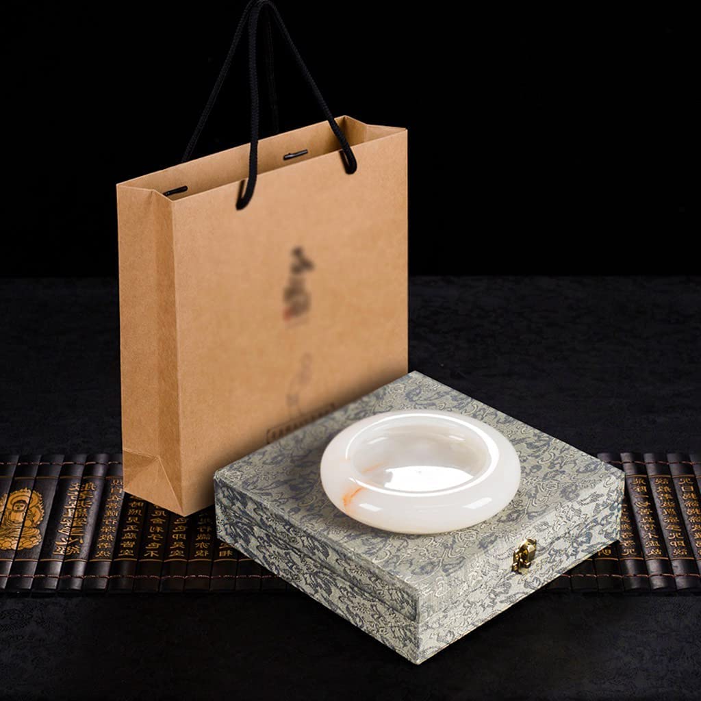 ヒスイの灰皿 ヒスイの灰皿