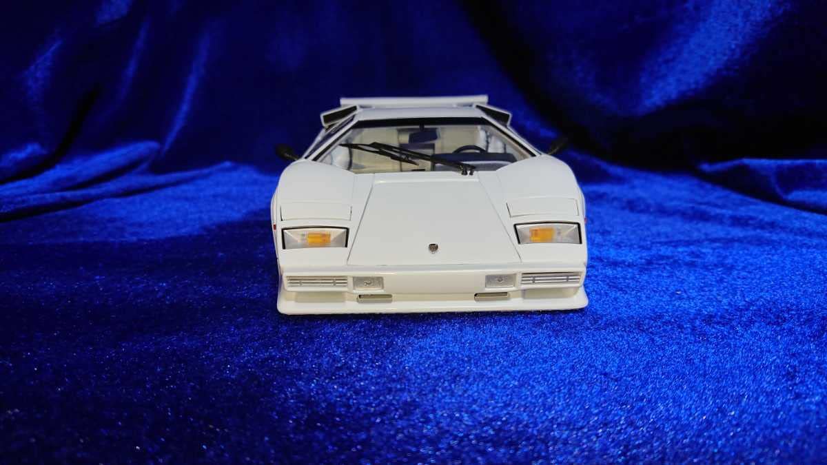 未開封品 1/18 京商 ランボルギーニ カウンタック LP500 ホワイト