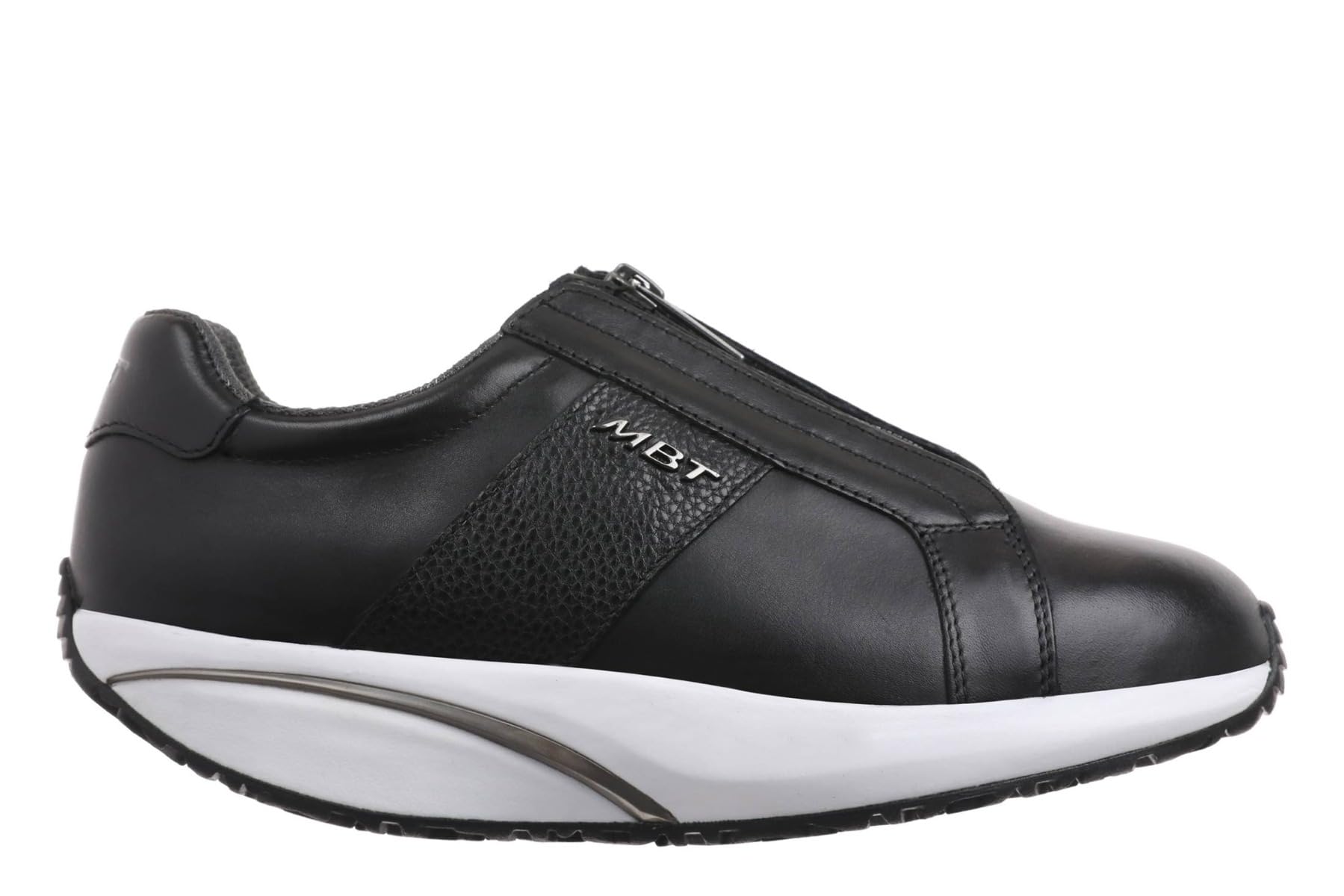 MBT AISAI Ledersneaker für Damen. Nappadesign mit Details aus Strukturiertem Leder. Frontaler Reißverschluss für leichten Einstieg.