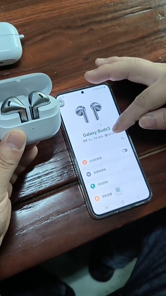 Samsung Galaxy Buds3 ホワイト 充電ケース付き Amazon | 対応Samsung Galaxy Buds 3 充電ケース、サムスン