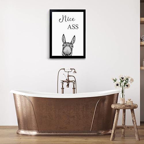 Vista 78 de YongArt Decoración de baño enmarcada en negro, divertido arte de pared de vaca de las tierras altas en bañera, 8 x 10 pulgadas Arte de pared de vaca