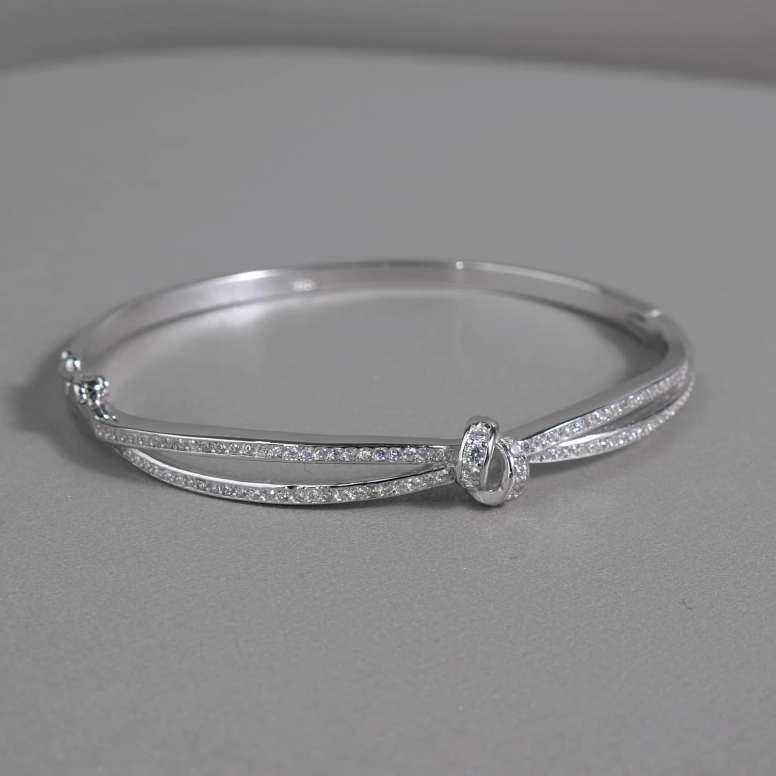 Pulsera de plata 925 para mujer con circonita cúbica, brazalete cruzado de nudo de plata para mujer, adecuado para aniversario