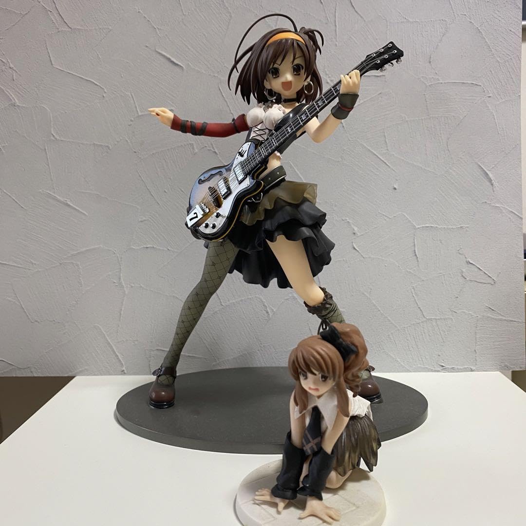 Amazon | 涼宮ハルヒの憂鬱 涼宮ハルヒ 激奏Ver. 1 8 完成品フィギュア 
