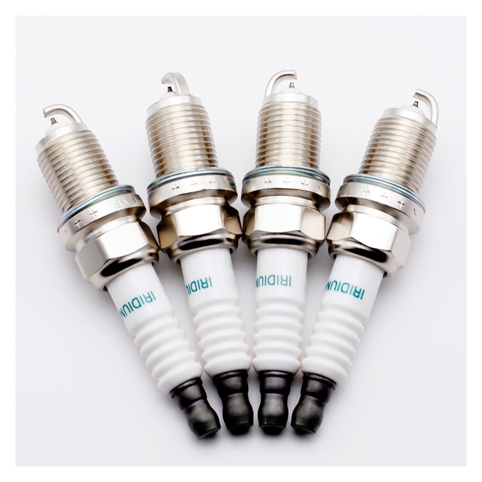 Candela di accensione 4 Pezzi Candele di accensione all'iridio per Toyota per Rav4 per Corolla per 4runner Celica per Matrix Mr2 1.3l 99-08 per Yaris 9091901217 Sk16r11