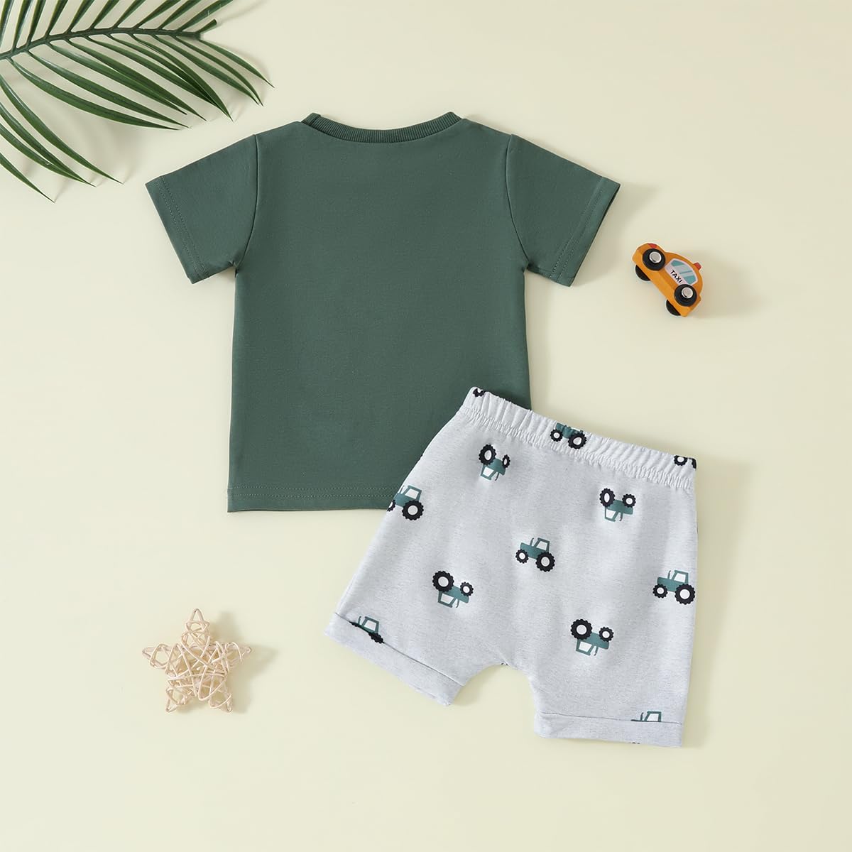 Bébé Garçon d'été Vêtements Motif Camions Lettres Brodées Manches Courtes T-shirt Haut et Short à Taille élastique 2 Pièces Ensemble