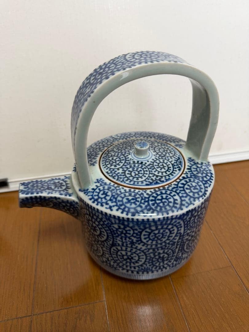 ⭐️美品　江戸期 古伊万里 総蛸唐草 銚子 共蓋 急須　状態良好⭐️ Amazon | 江戸期 古伊万里 総蛸唐草 銚子 共蓋 急須 | ノーブランド品