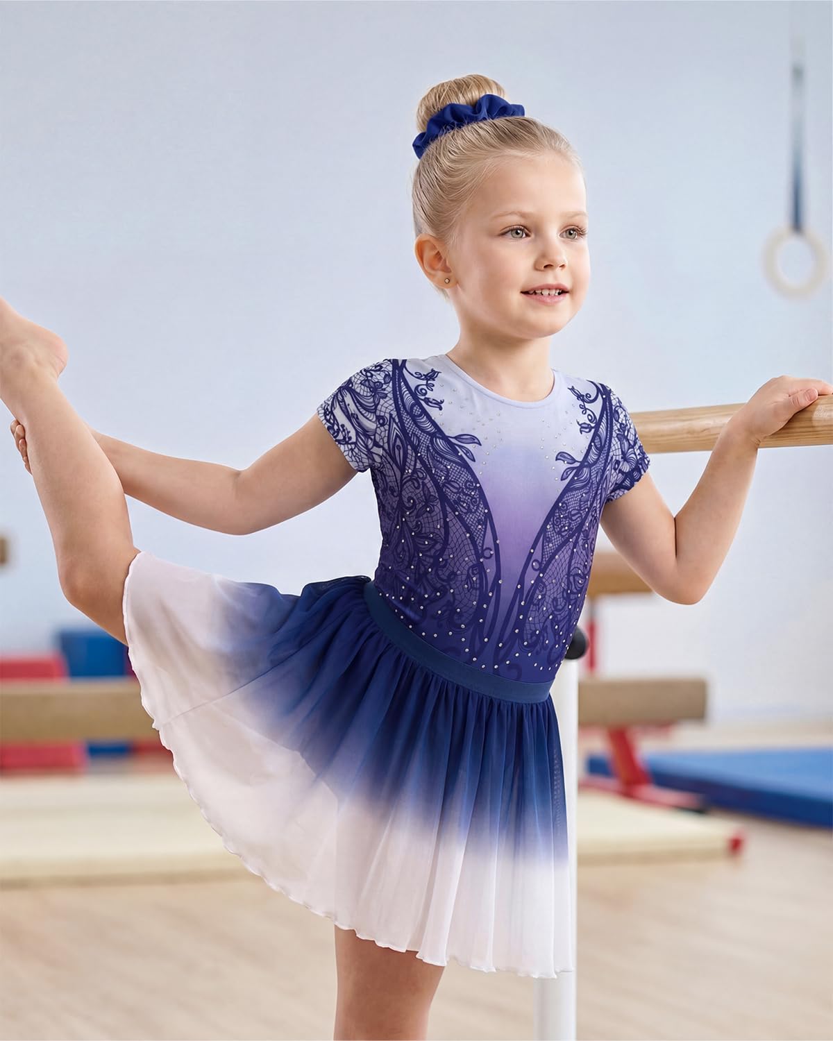 Gogokids Justaucorps de gymnastique pour fille avec jupe, manches courtes avec strass scintillants et imprimés, ensemble de danse 3 pièces pour ballet, yoga, performances - Tailles 3-12 ans