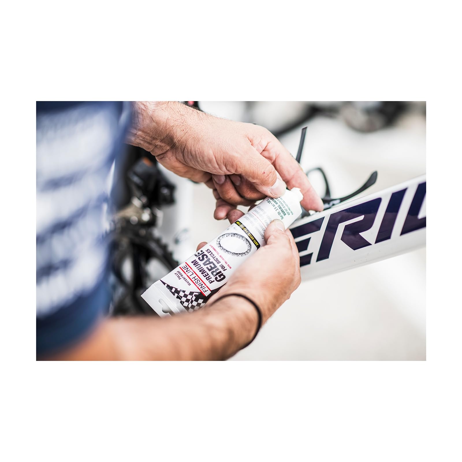 Finish Line Premium Fett Trilinium Weiss, PG0040601