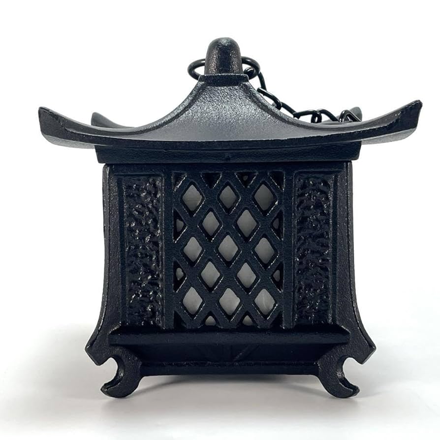 1614 古典　南部鉄器　照光堂　吊灯篭 Amazon.co.jp: 南部鉄器 照堂 吊灯篭 平安灯篭 灯篭 置物 飾り