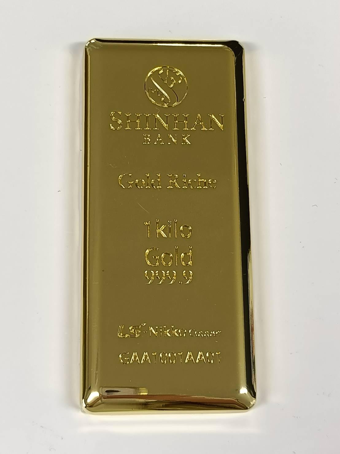 Amazon | 新韓銀行 GOLD SHINHAN BANK 1kg 999.9刻印 金塊レプリカ