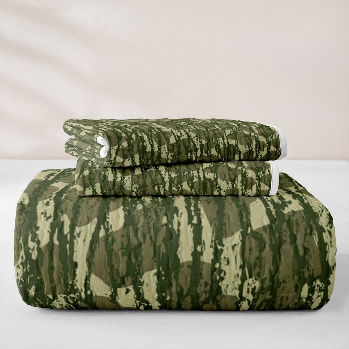 Erosebridal Camouflage Quilt Full Kids Camo Quilt Set Army Green Military Style Quilted Bedspread Country Wild Woodland Soft Breathable Coverlet with Pillowcases