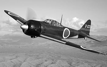 Amazon.co.jp: 絵画風 壁紙ポスター （はがせるシール式） ゼロ戦 零戦