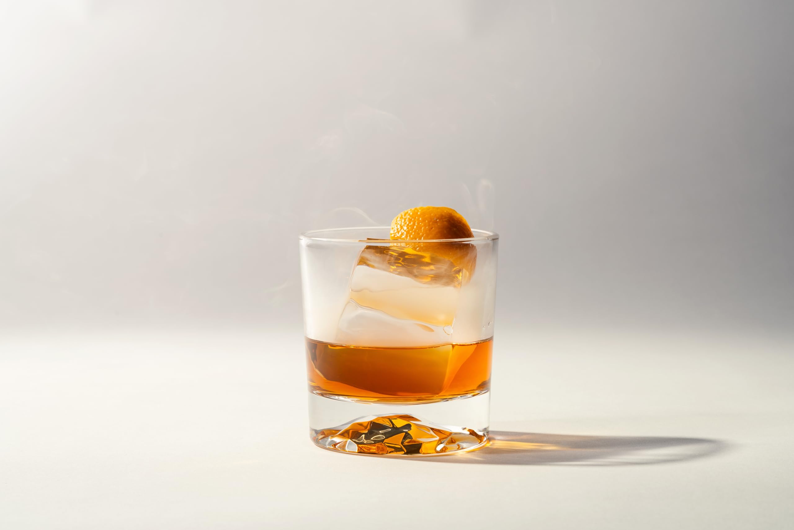 Jefferson's Straight Bourbon Whiskey, Vanille, Pfirsich, Toffee Aroma und eine feine Honig-Nuance, Pur oder in Cocktails genießbar, Vol. 41,15%, 0,7 l