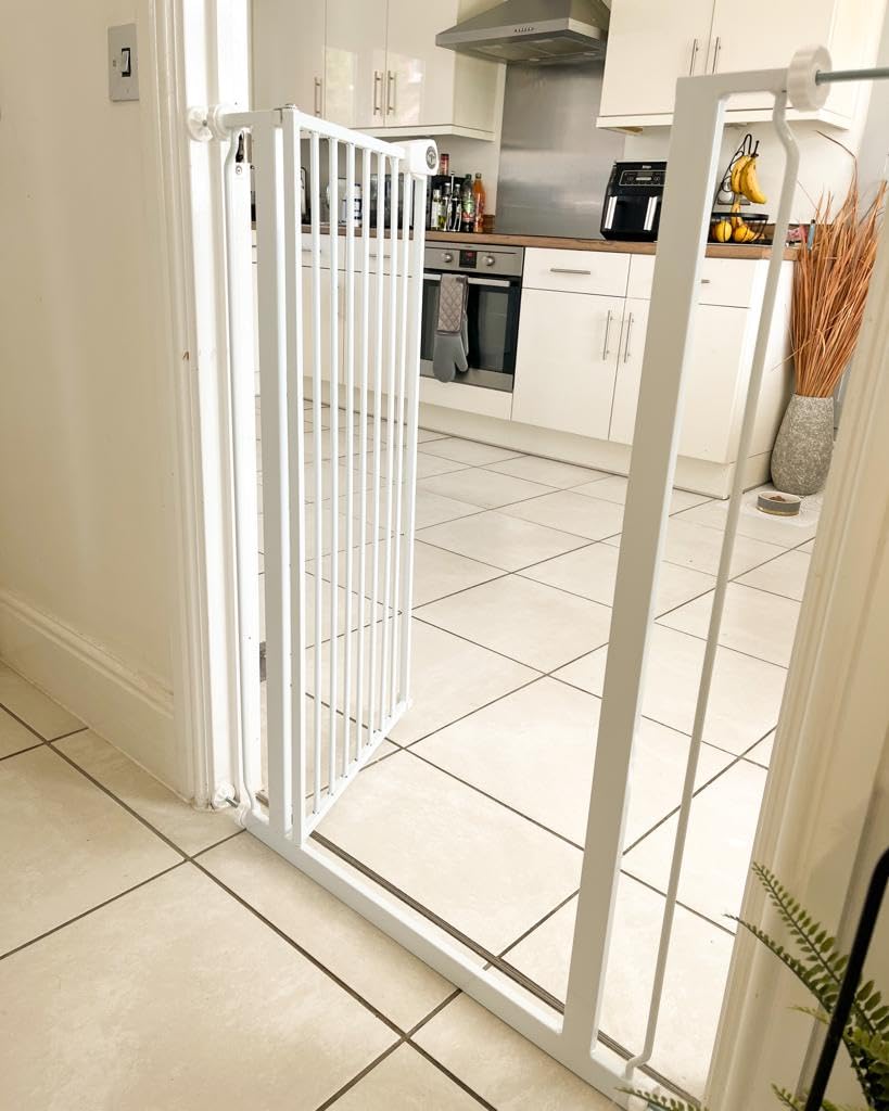 Safetots Bardzo wysoka metalowa bramka bezpieczeństwa, dopasowana, 75 cm - 82,6 cm, biała, 104 cm wysokości, bardzo wysoka bramka schodowa, wysoka bramka dla niemowląt, łatwa instalacja