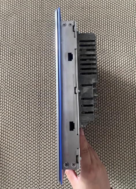 Image of 2711P-T10C22D9P PanelView Plus 7 Standard HMI Touchscreen, 10-Inch Industrial Operator Interface