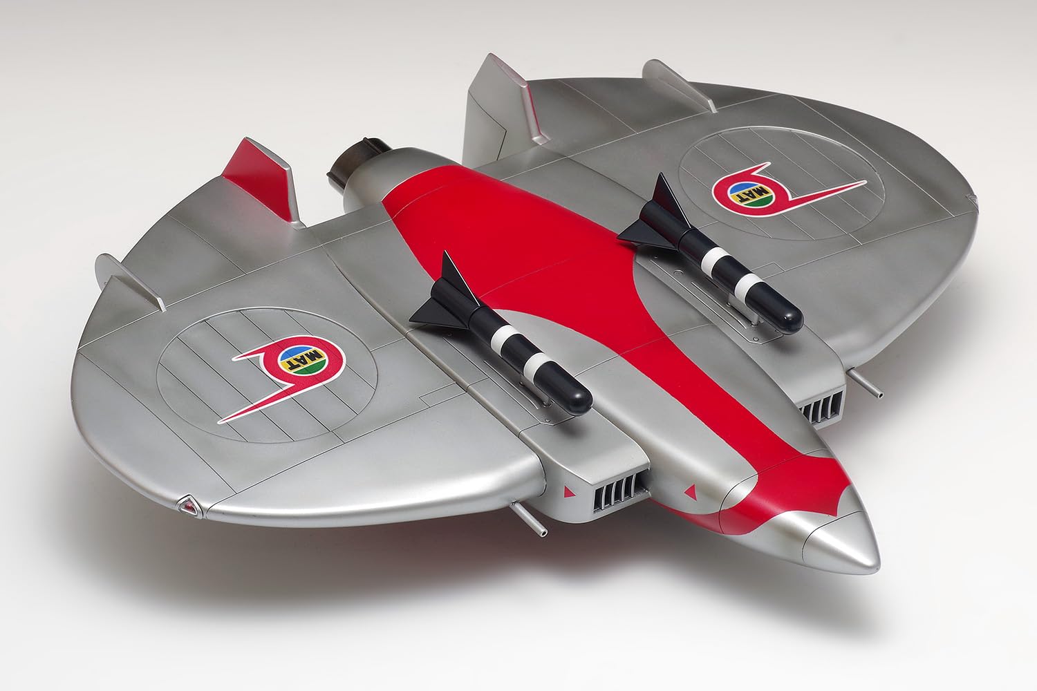 Wave UT-034 Ultraman matowa strzałka nr 2, kabriolet, skala 1/72, długość całkowita: ok. 8,3 cala (21 cm), model plastikowy