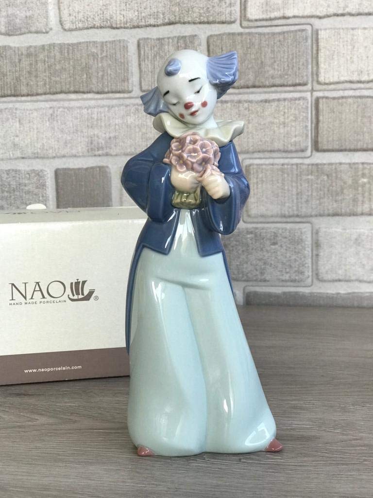 LLADRÓ Nao 02001652 Courteous Clown Porcelain Figurine New