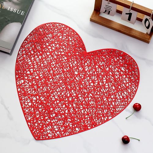 Hosoncovy Lot de 4 sets de table en forme de cœur lavables en PVC antidérapant résistant à la chaleur pour cuisine et salle à manger pour mariage (rouge)