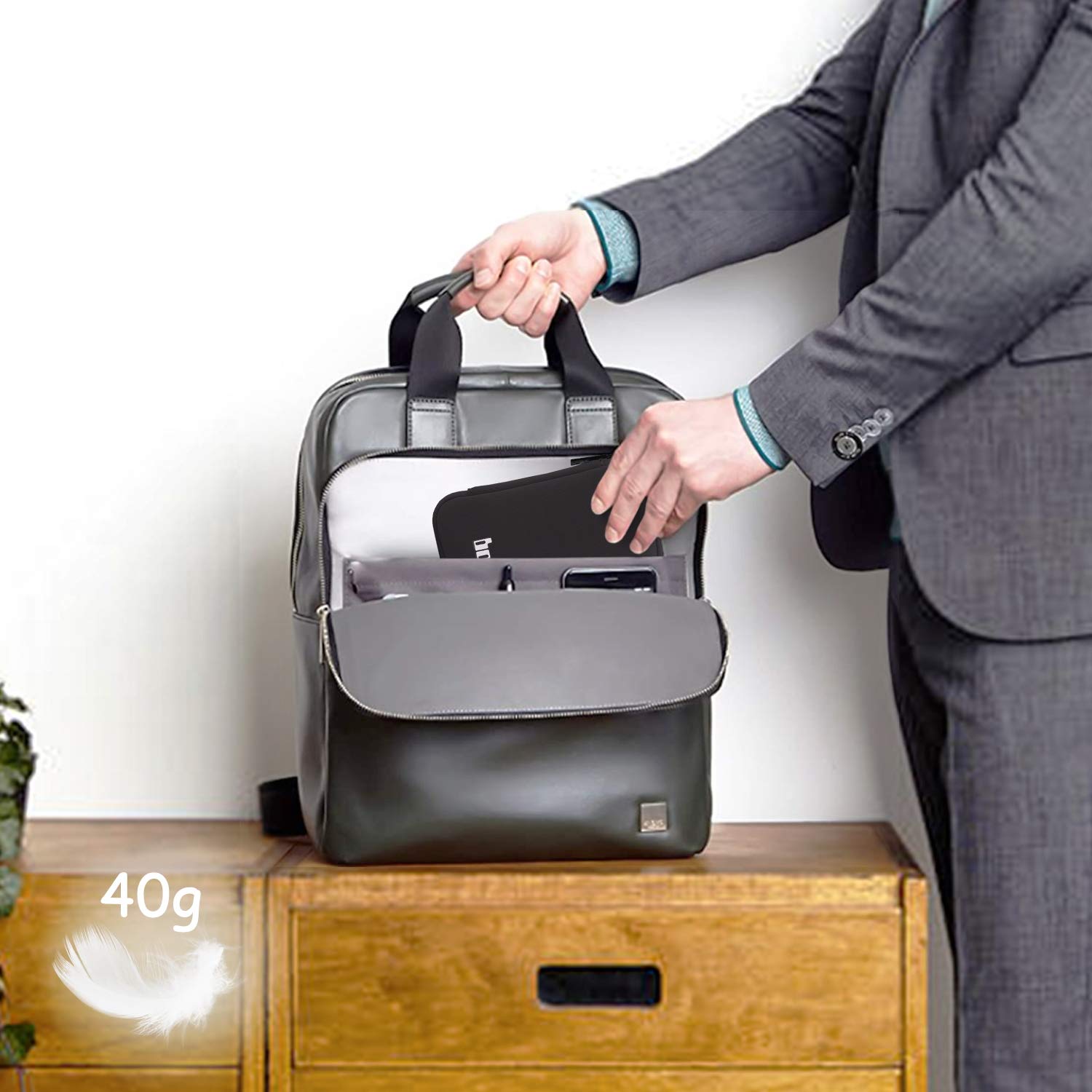 Borsa portaoggetti per schede di memoria, borsa per accessori elettronica in nylon impermeabile imbottita custodia di protezione con 9 capacità per USB chiave, cavo per auricolari e disco rigido