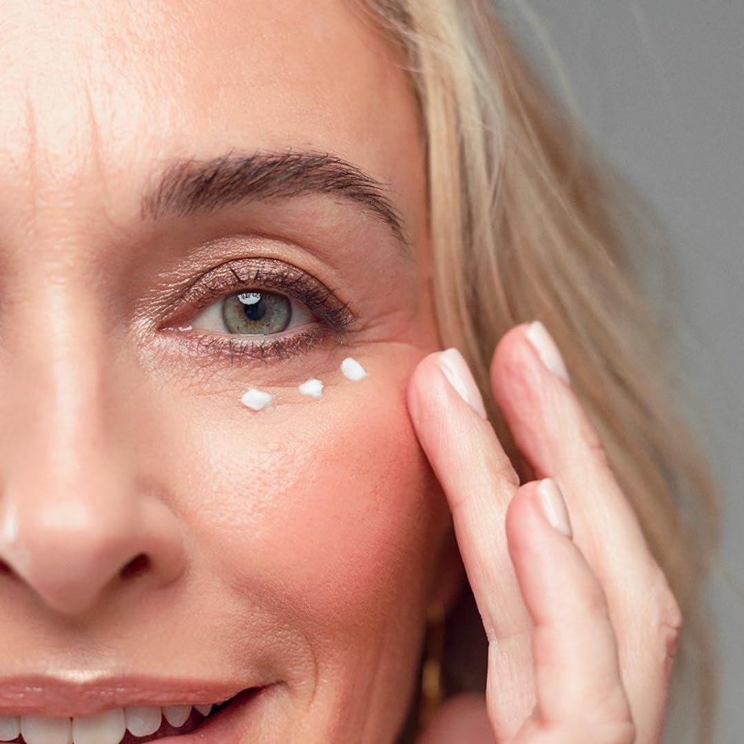 Dr. Kinsella Eye Serum, Anti-Ageing Eye Cream for Dark Circles, Puffiness & Eye Bags, Infused with Hyaluronic Acid, Vitamin C & Caffeine for Brighter, Youthful Eyes - Image 3