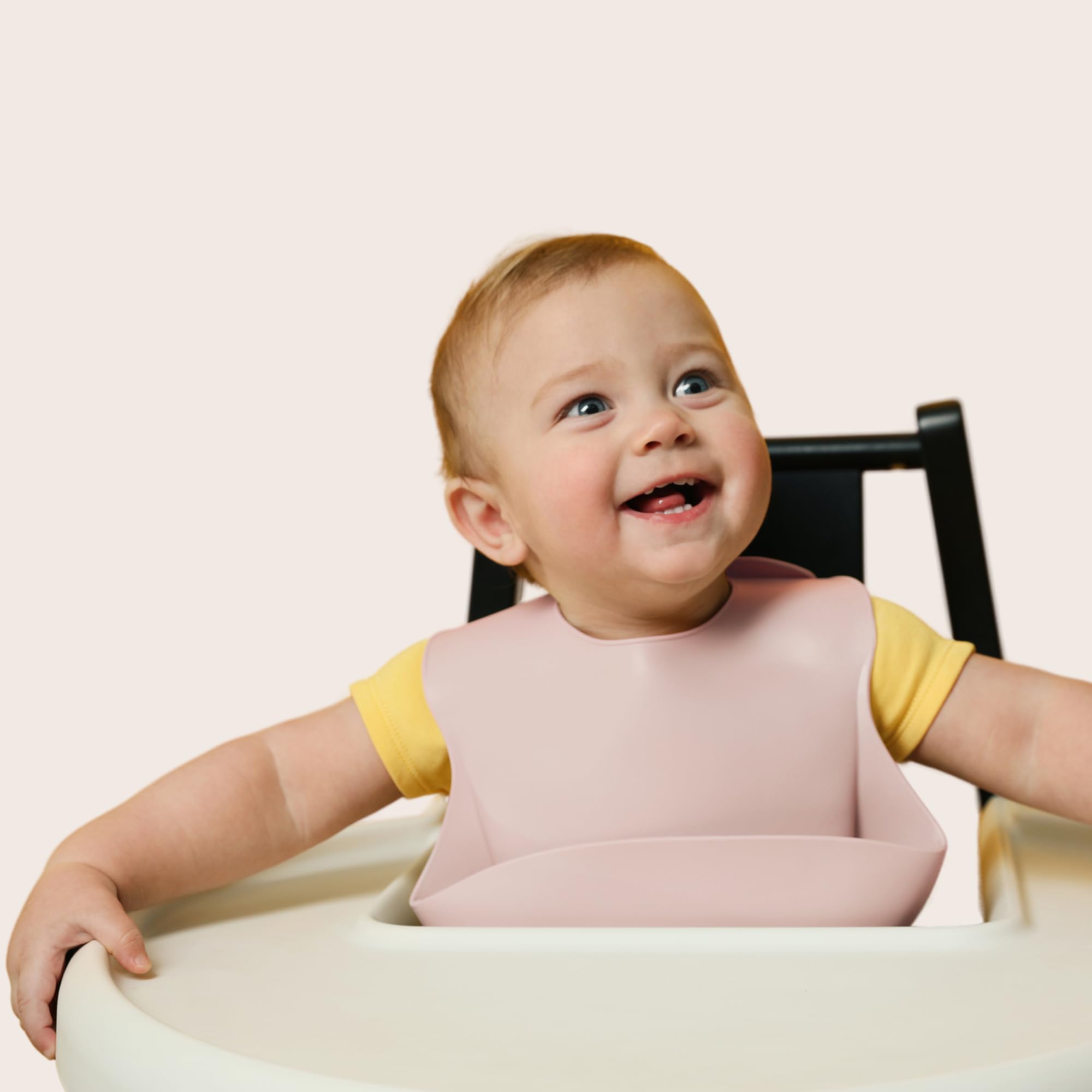 Bestickte Decke mit Namen und Geschirr aus Silikon, umweltfreundliches Geschenk für Babys, Geschenkset für Jungen und Mädchen (Geschirr + Decke, Rosa) | BebeDeParis