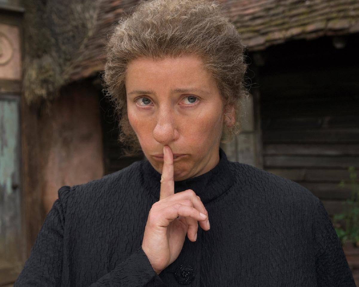 Worldphotographs Nanny Mcphee And The Big Bang (2010) Emma Thompson 16X12 Photo