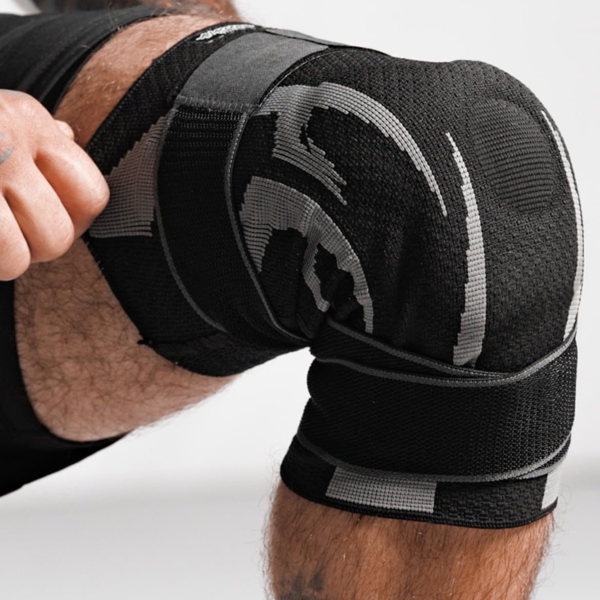 Anaconda Fightwear - Rodillera estabilizadora - Manga de soporte de compresión con estabilizadores de resorte para absorción de impactos y salud de las articulaciones - Se adapta a la pierna izquierda