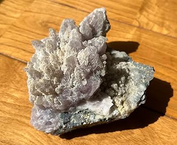 Amazon.co.jp: 尾小屋鉱山 水晶 クラスター 紫水晶 : ファッション