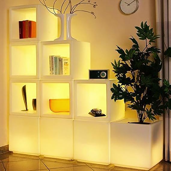 LEDファンシーキューブライト 屋外/屋内両用 充電式 防水 アンビエントライト ランプ ランタン コードレス 直感的に扱えるリモコン付き 魅力的なRGBカラーチェンジ CE RoHS認証 装飾用アンビエントライト 庭 テラス プール 裏庭 玄関 風景 デッキ キャンプ 照明 ムードライト 寝室 子供部屋 常夜灯 ナイトスタンド 浴槽 トイレ バルコニー パーティー クラブ バー ダンスフロアライト 装飾 結婚式 クリスマス ハロウィンなどのシーンに最適 飾り ギフト 追加用サイドテーブル シート COMINHKG089195