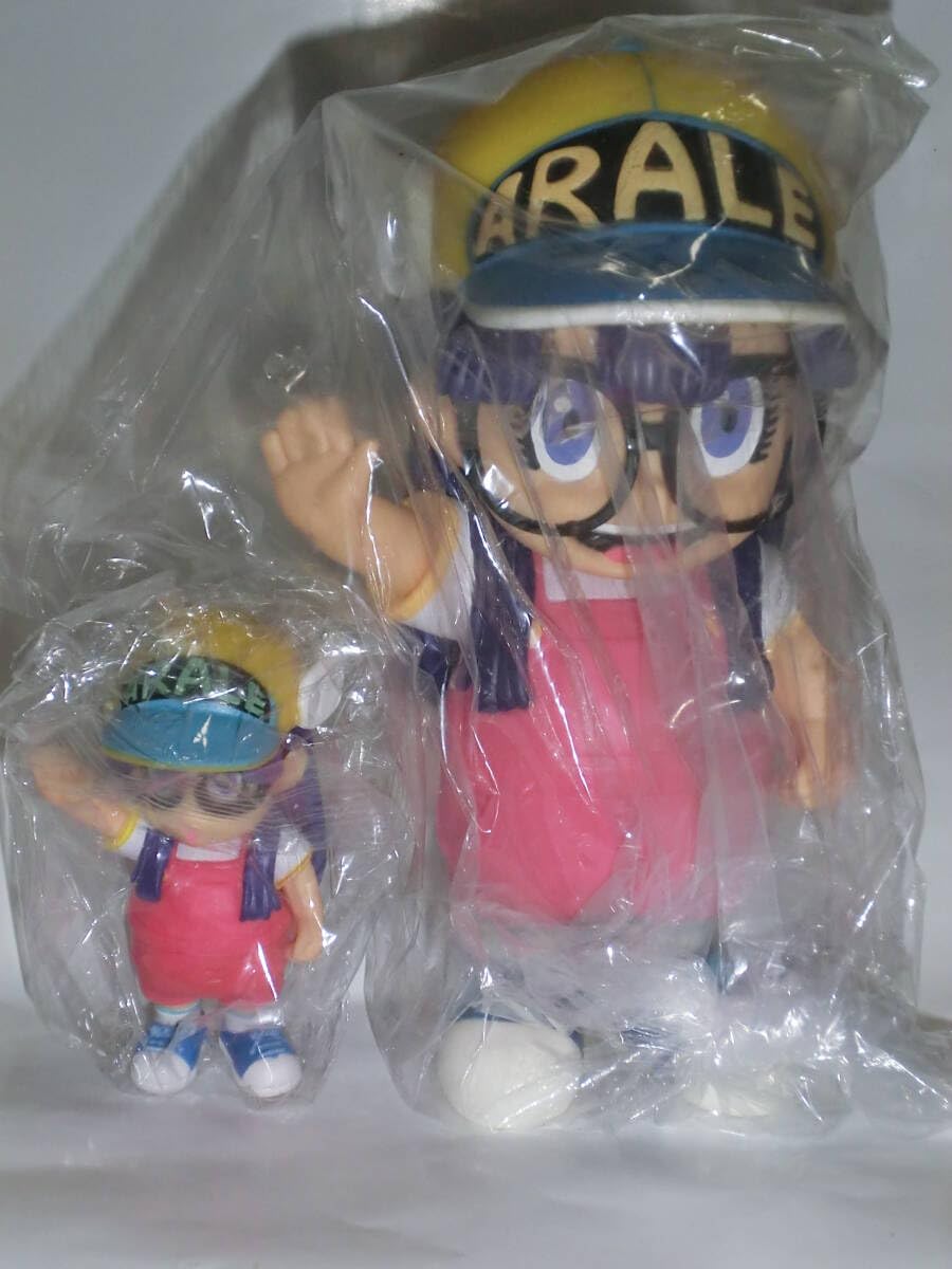 アラレちゃん フィギュア ピンクキャップ 新品（開封はしました