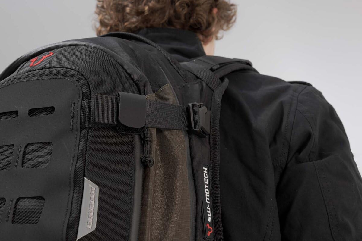 BC.ruc.00.004.30000 - Mochila Pro Cosmo 16l