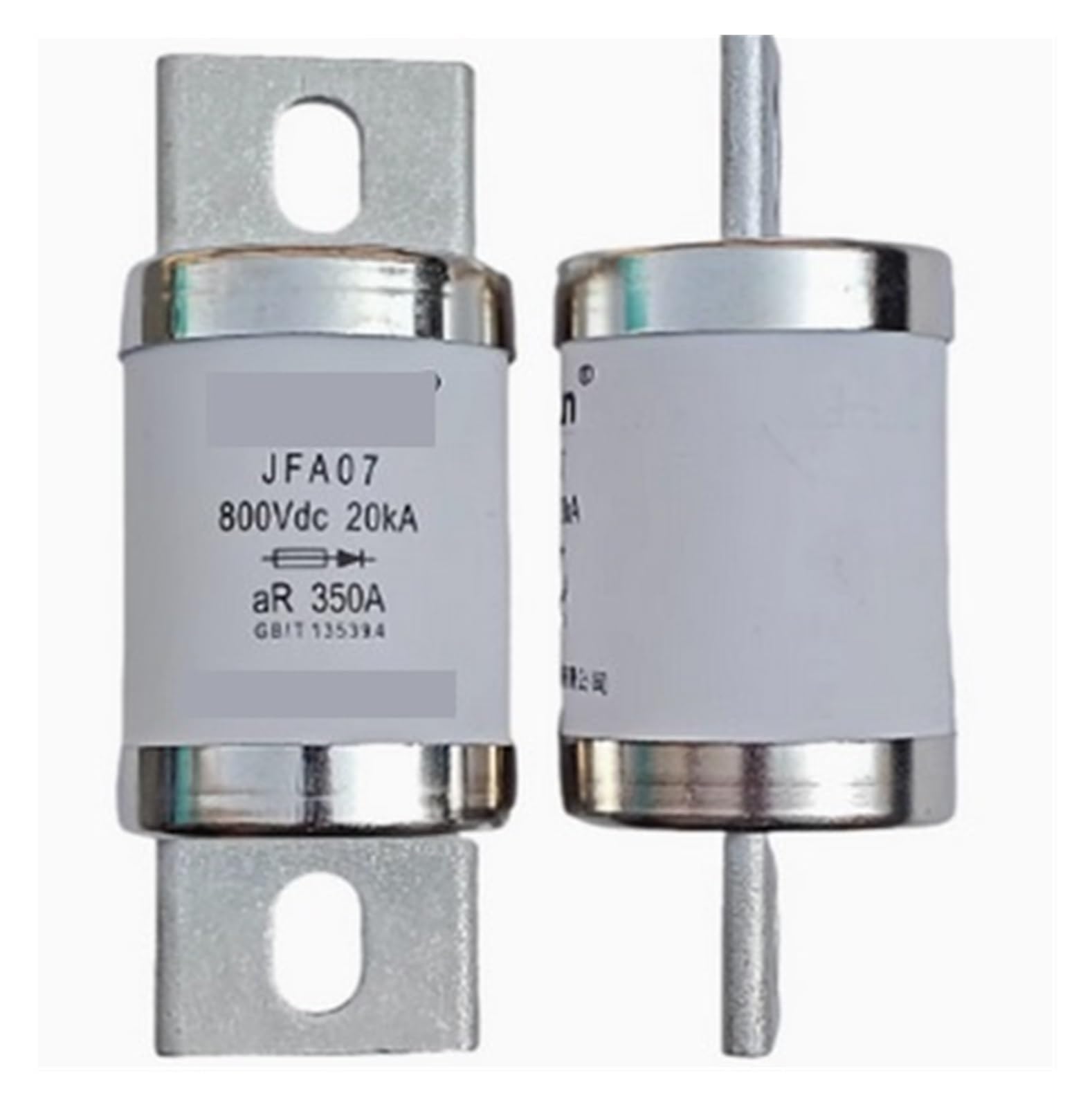 Fusible JFA07 400A 700VDC pour éviter les pannes de surtension sur parc batterie
